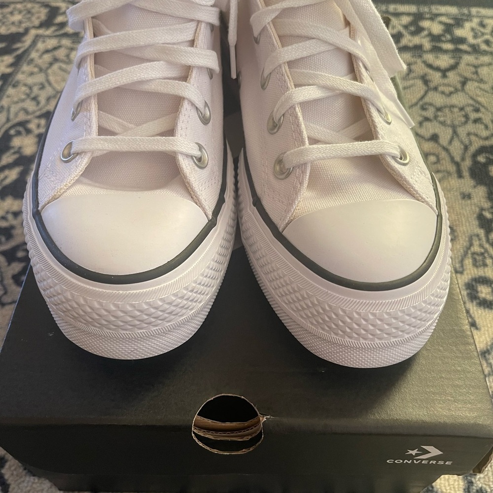 White platform high converse size 8.5 - Picture 3 of 6